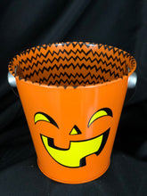 Load image into Gallery viewer, Witch&#39;s Brew &lt;br&gt; Soy Candle